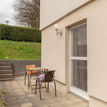 Apartament Cozy Garden Flat